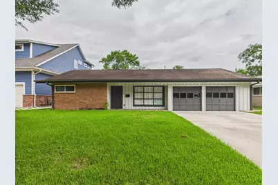 9202 Bintliff Drive, Houston, TX 77074 - Photo 3