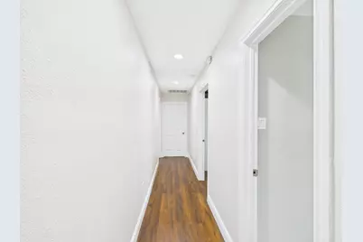 9202 Bintliff Drive, Houston, TX 77074 - Photo 27