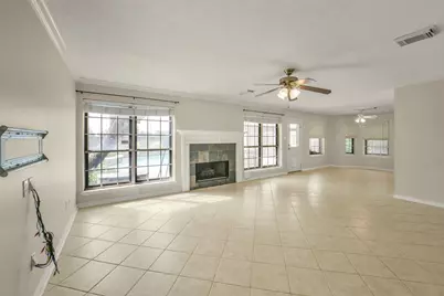 126 Shadow Wood Drive, Sugar Land, TX 77498 - Photo 9