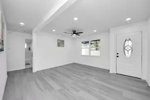 6314 Silver Chalice Dr, Houston, TX 77088 - Photo 11