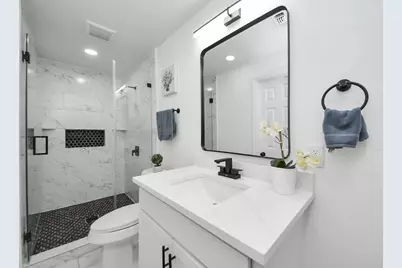 6314 Silver Chalice Drive, Houston, TX 77088 - Photo 19