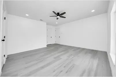 6314 Silver Chalice Drive, Houston, TX 77088 - Photo 27