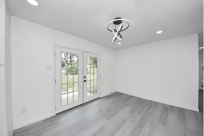 6314 Silver Chalice Drive, Houston, TX 77088 - Photo 15