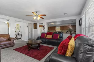 29326 Legends Green Dr, Spring, TX 77386 - Photo 5