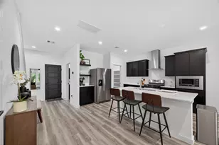 3233 Creston Gate Dr, Houston, TX 77047 - Photo 15