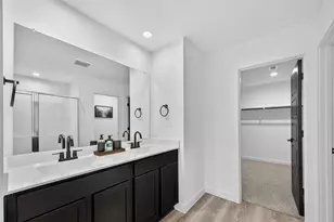 3233 Creston Gate Dr, Houston, TX 77047 - Photo 39