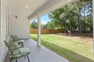103 Lakeway Circle, Anahuac, TX 77514 - Photo 37