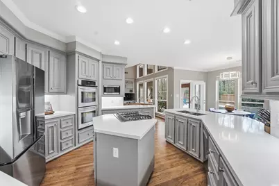 46 Eagle Terrace, The Woodlands, TX 77381 - Photo 9