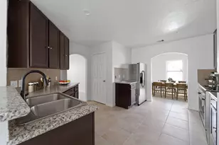 12226 Greencanyon Dr, Houston, TX 77044 - Photo 5