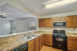15426 Sableton Crest Ln, Cypress, TX 77429 - Photo 7