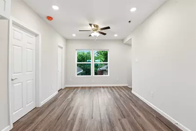 7010 Brownsville Street, Houston, TX 77020 - Photo 5