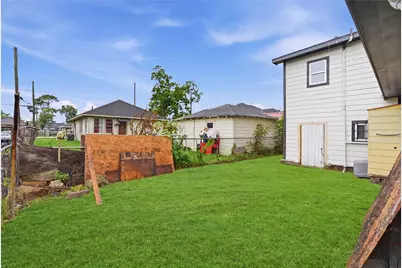 7010 Brownsville Street, Houston, TX 77020 - Photo 19