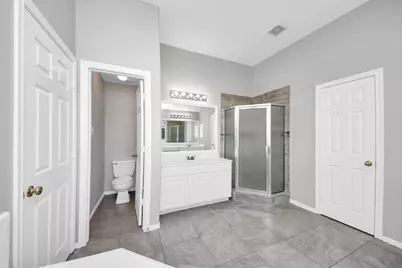 2438 Glenholly Park Drive, Sugar Land, TX 77498 - Photo 31