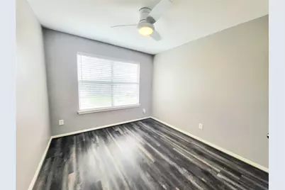 8722 Ashlawn Drive, Houston, TX 77083 - Photo 15