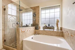 1914 Restridge Dr, Houston, TX 77055 - Photo 17
