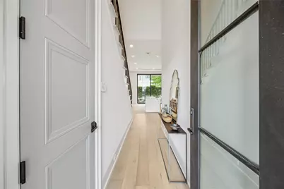 110 Wellington Row Road, Houston, TX 77024 - Photo 3
