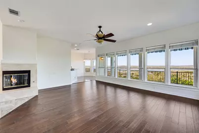 7008 Deepwood Drive, Lago Vista, TX 78645 - Photo 11