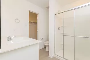 10814 Bird Of Paradise Ln, Houston, TX 77016 - Photo 11