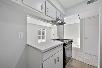 6410 Del Monte #93, Houston, TX 77057 - Photo 9