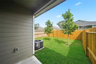 412/414 Ave H, Conroe, TX 77301 - Photo 23