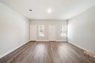 412/414 Ave H, Conroe, TX 77301 - Photo 7