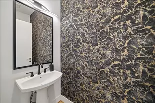 1711 Allen Pkwy, Houston, TX 77019 - Photo 25