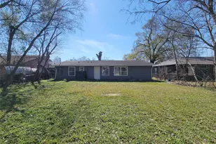 5835 Kenilwood Dr, Houston, TX 77033 - Photo 37