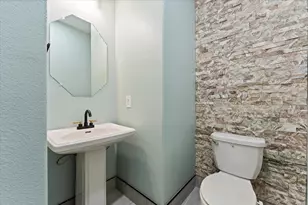 29450 Westhope Dr, Spring, TX 77386 - Photo 11