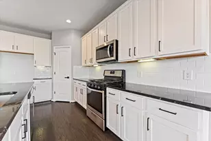 29450 Westhope Dr, Spring, TX 77386 - Photo 9