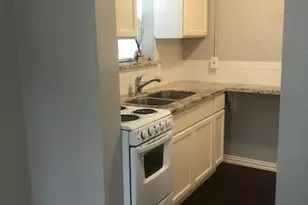 309 Hutcheson St, Houston, TX 77003 - Photo 5