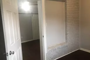 309 Hutcheson St, Houston, TX 77003 - Photo 9