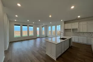 31027 Golden Felipe St, Fulshear, TX 77441 - Photo 5