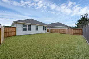 516 Monarch Trl, Huntsville, TX 77340 - Photo 19