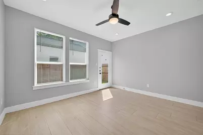 2004 Worms Street, Houston, TX 77020 - Photo 9