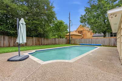 9629 Maribelle Way, Houston, TX 77055 - Photo 3
