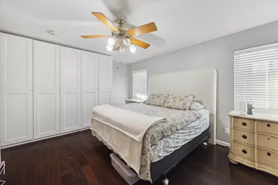 1880 White Oak Dr Drive #159, Houston, TX 77009 - Photo 9