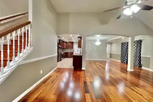 8227 Prairie Wind Ln Ln, Houston, TX 77040 - Photo 15