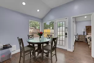 2514 S Mission Cir, Friendswood, TX 77546 - Photo 5