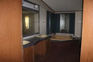 18619 Hwy 36, Guy, TX 77444 - Photo 17