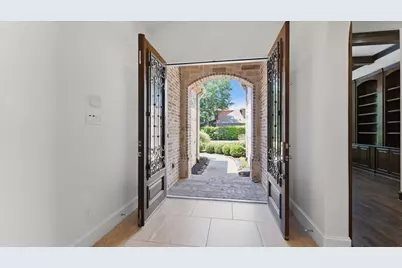 171 Del Monte Pines Drive, Montgomery, TX 77316 - Photo 5
