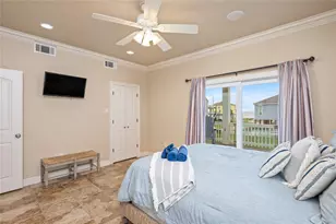 819 Eastview, Crystal Beach, TX 77650 - Photo 29