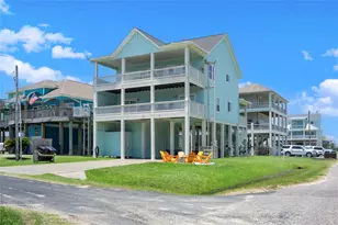 819 Eastview, Crystal Beach, TX 77650 - Photo 1