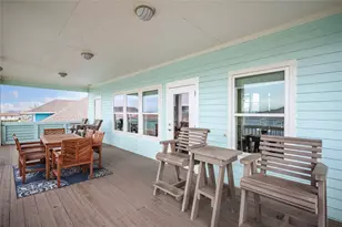 819 Eastview, Crystal Beach, TX 77650 - Photo 17