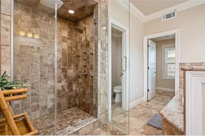 819 Eastview, Crystal Beach, TX 77650 - Photo 25