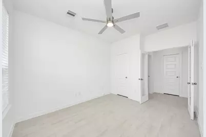 800 Marion Place Drive, Dayton, TX 77535 - Photo 5