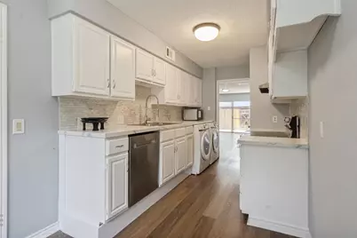14447 Misty Meadow Lane, Houston, TX 77079 - Photo 7