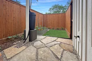 408 Pecore St, Houston, TX 77009 - Photo 37