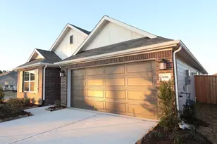 986 Garden Path Dr, Willis, TX 77378 - Photo 13