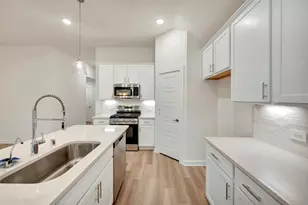 986 Garden Path Dr, Willis, TX 77378 - Photo 25