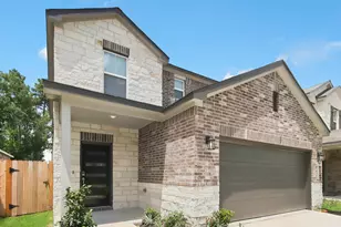 8018 Heroes Hall Dr, Magnolia, TX 77354 - Photo 3